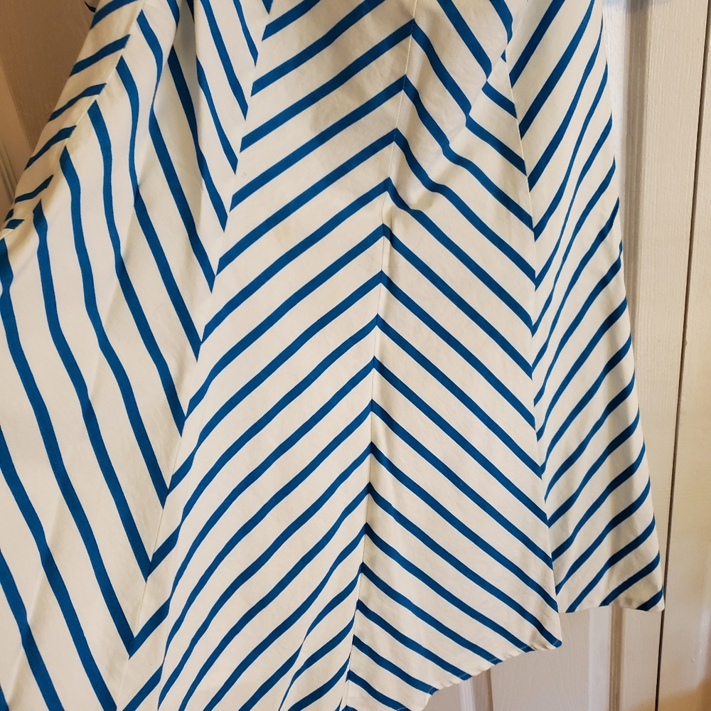 Blue And White 2 Pc Skirt Set. S Med - Picture 9 of 10